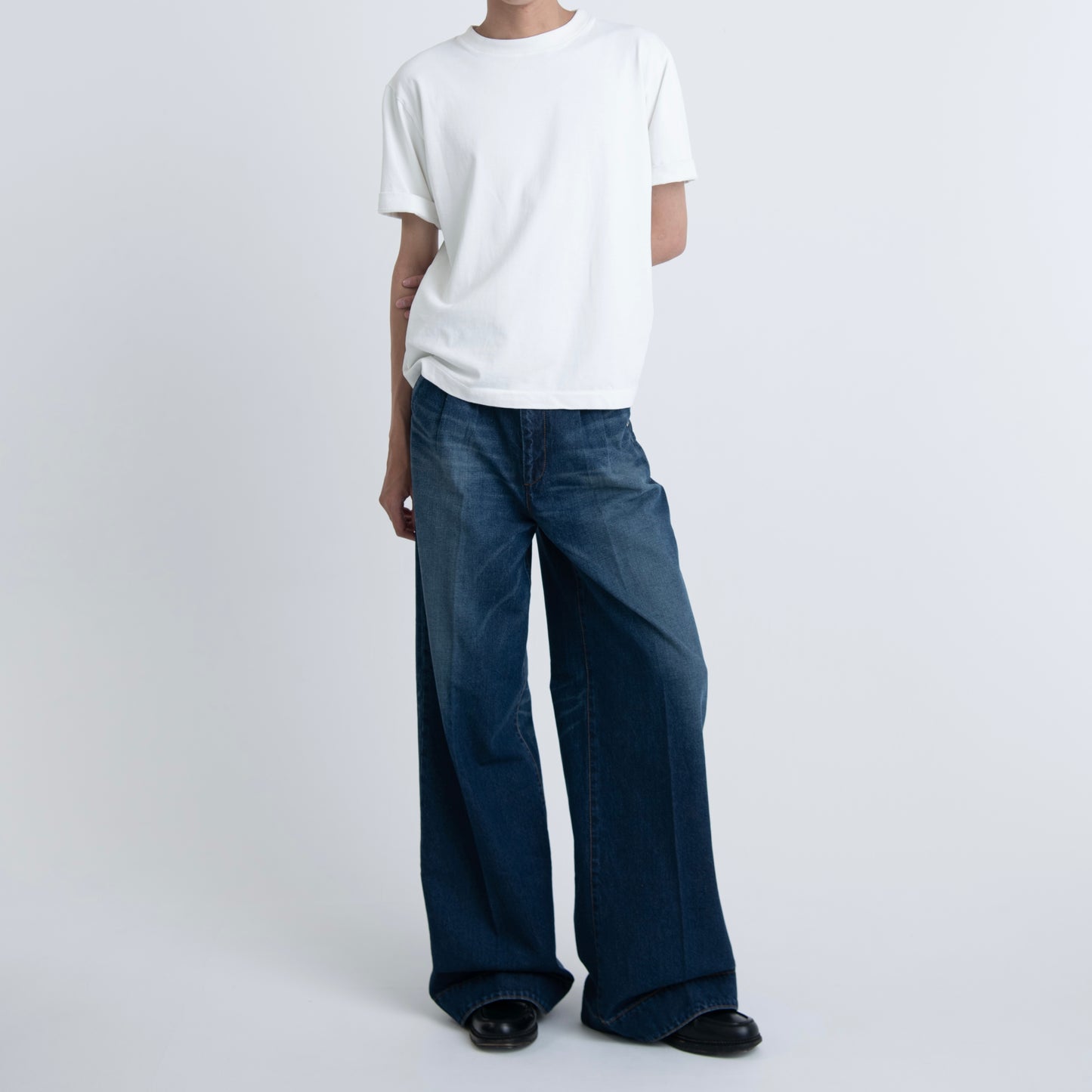 tuck wide denim pants